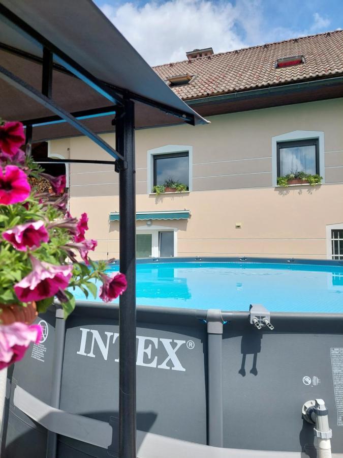 Apartma Zirovnik Cerklje na Gorenjskem Kültér fotó